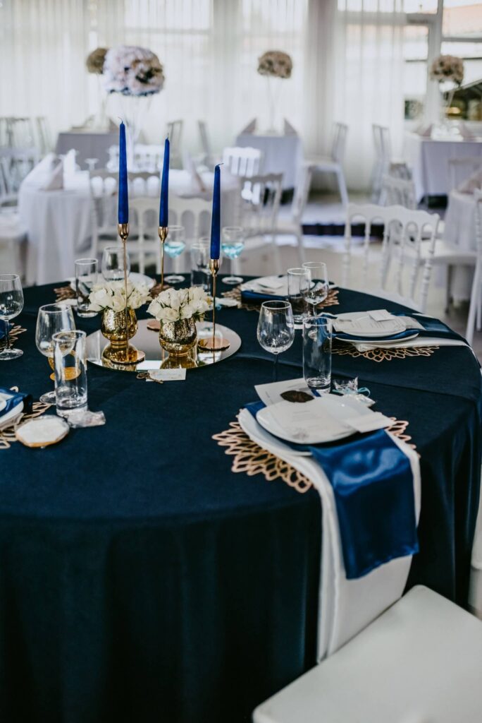 Hochzeit Tisch Dekoration blau gold